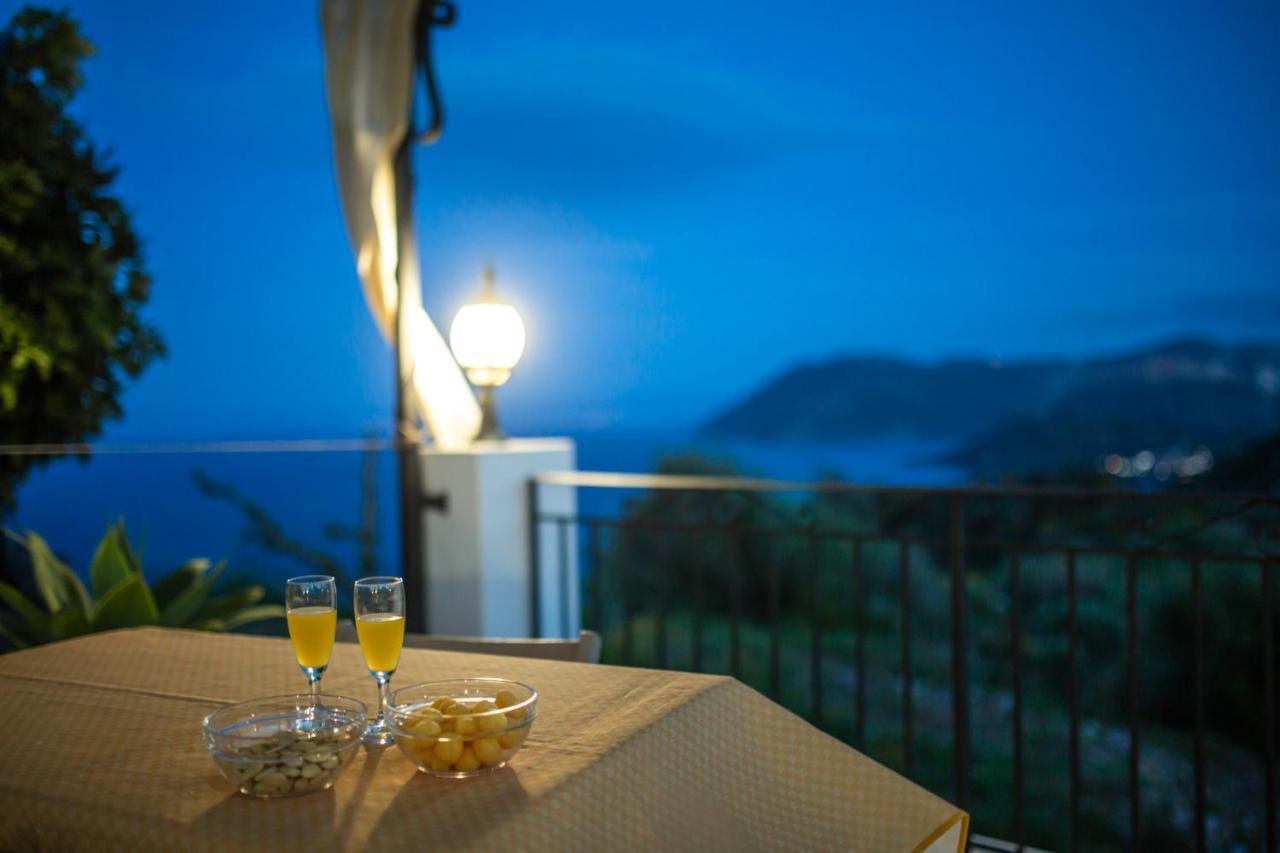 ليباري B&B Villa Maristella المظهر الخارجي الصورة