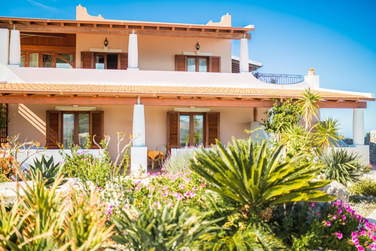 ليباري B&B Villa Maristella المظهر الخارجي الصورة