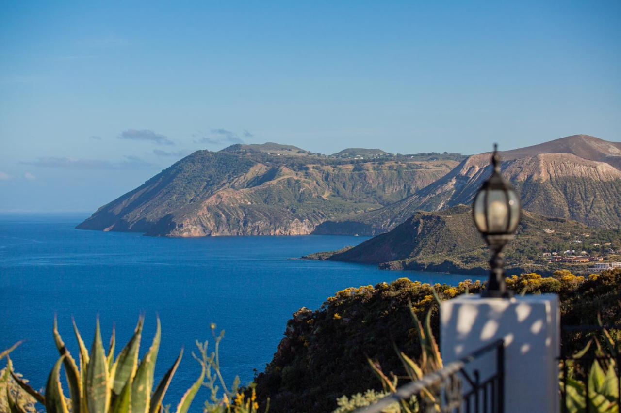 ليباري B&B Villa Maristella المظهر الخارجي الصورة